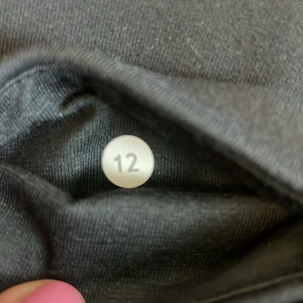 Lululemon wunder under crop velvet bow leggings size 12 - Picture 7 of 7